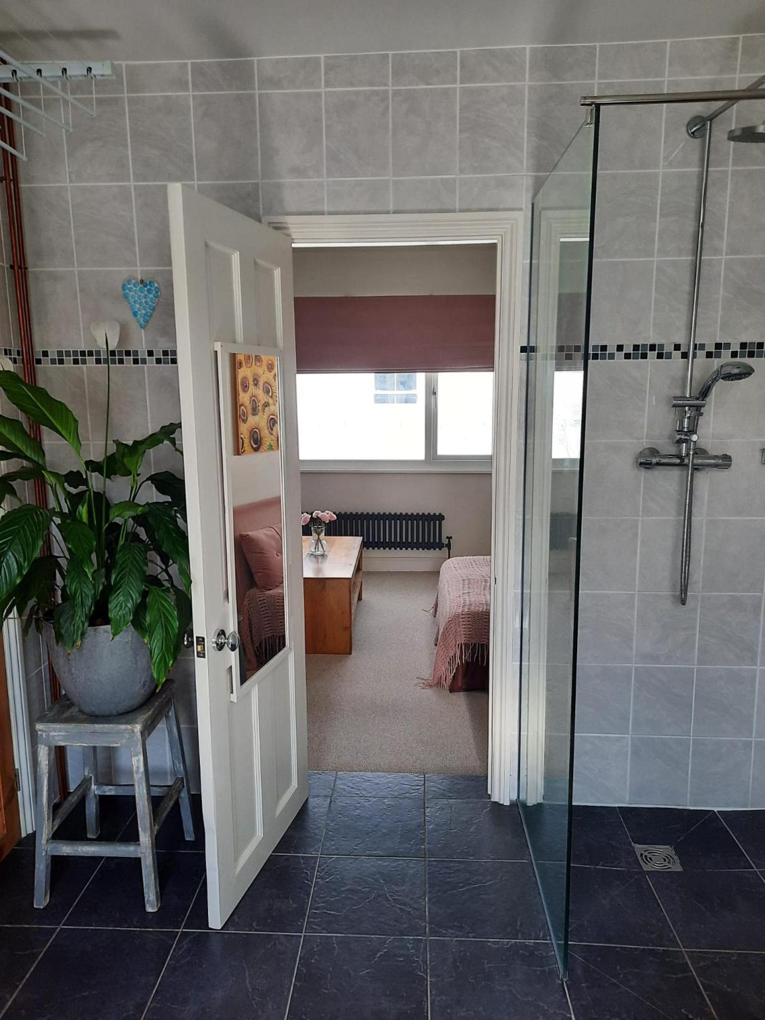 Super King Bedroom With Large Ensuite Brighton Exterior foto